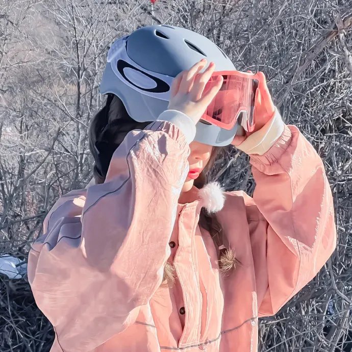 解开他的蝴蝶结